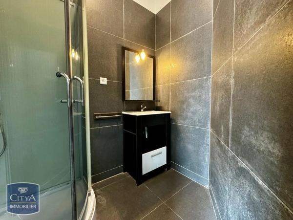 Appartement à louer 1 pièce 28.02m² Maubeuge (59600)