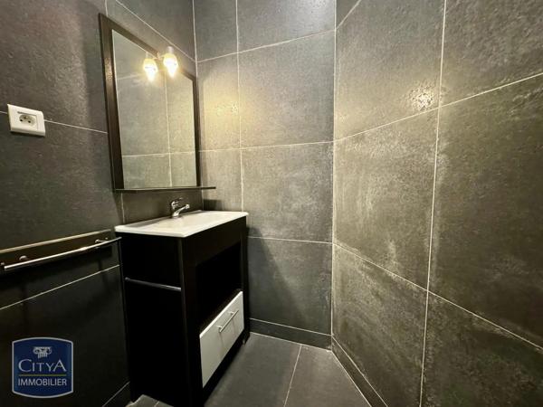 Appartement à louer 1 pièce 28.02m² Maubeuge (59600)