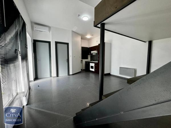 Appartement à louer 1 pièce 28.02m² Maubeuge (59600)