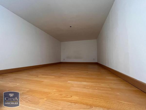 Appartement à louer 1 pièce 28.02m² Maubeuge (59600)
