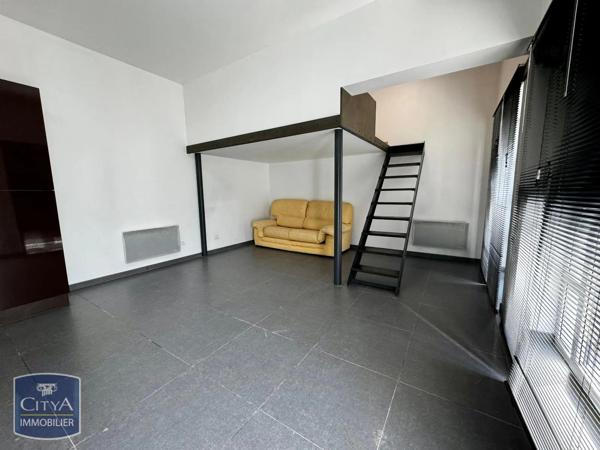 Appartement à louer 1 pièce 28.02m² Maubeuge (59600)