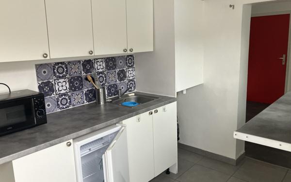 Appartement à louer    1 pièce • 30 m2 Pont-de-Metz