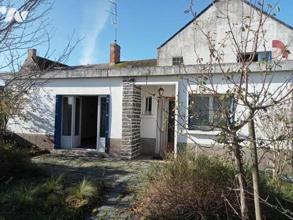 Maison de 170,18m², 3 CH + grenier aménageable, 295m² de terrain