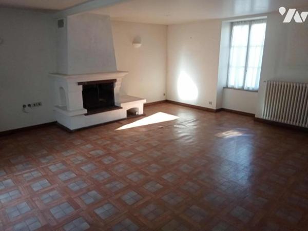 Maison de 170,18m², 3 CH + grenier aménageable, 295m² de terrain