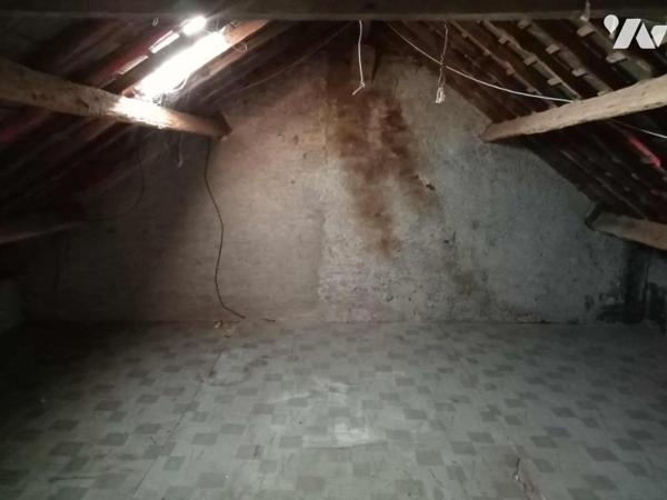 Maison de 170,18m², 3 CH + grenier aménageable, 295m² de terrain