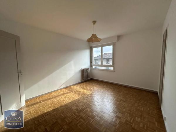 Appartement à louer 3 pièces 68.11m² Limoges (87000)