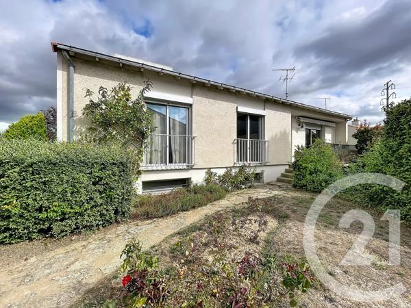 Maison à vendre  6 pièces - 130 m 2   CHOLET  - 49