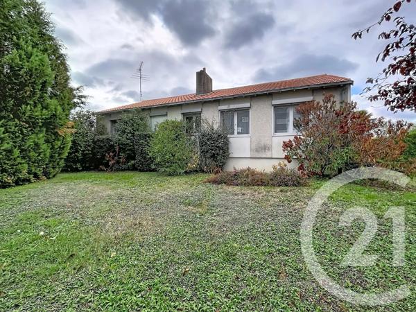 Maison à vendre  6 pièces - 130 m 2   CHOLET  - 49