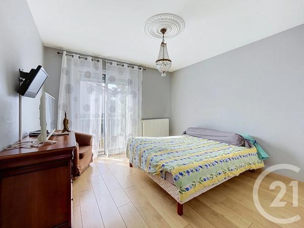 Maison à vendre  6 pièces - 130 m 2   CHOLET  - 49