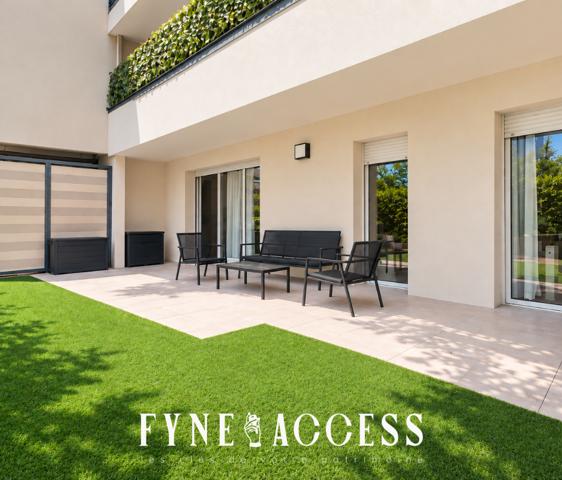 PORTES DE LYON - GARAGE - APPARTEMENT T3 - TERRASSE - JARDIN - RÉSIDENCE MODERNE ET SECURISEE - TRAMWAY - BUS - MÉTRO - GARE - A6 - A7 - ROCADE EST , Venissieux