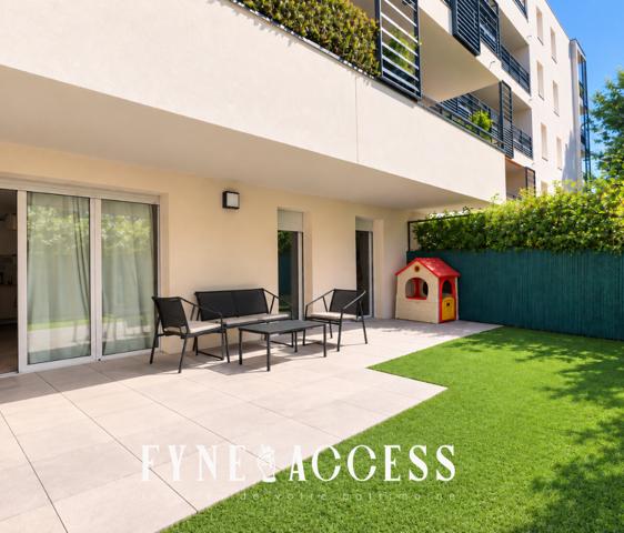 PORTES DE LYON - GARAGE - APPARTEMENT T3 - TERRASSE - JARDIN - RÉSIDENCE MODERNE ET SECURISEE - TRAMWAY - BUS - MÉTRO - GARE - A6 - A7 - ROCADE EST , Venissieux