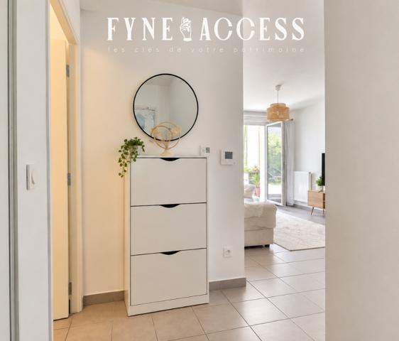 PORTES DE LYON - GARAGE - APPARTEMENT T3 - TERRASSE - JARDIN - RÉSIDENCE MODERNE ET SECURISEE - TRAMWAY - BUS - MÉTRO - GARE - A6 - A7 - ROCADE EST , Venissieux