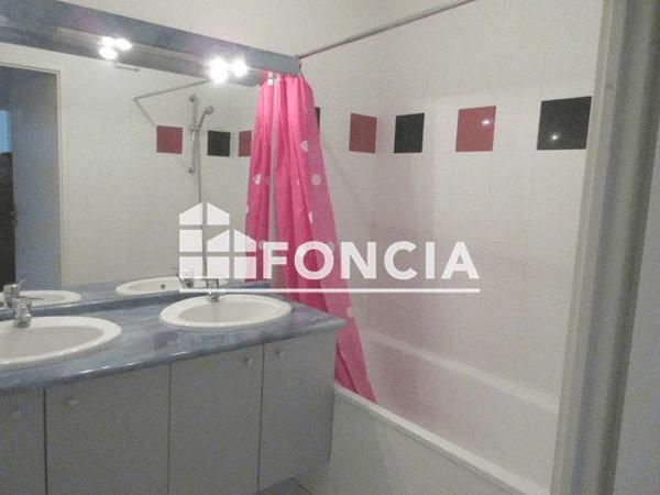 Location Appartement 3 pièces 56.8 m² - 2 RUE DES MESANGES Nousty 64420