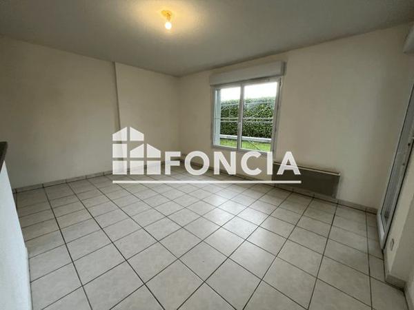 Location Appartement 3 pièces 56.8 m² - 2 RUE DES MESANGES Nousty 64420