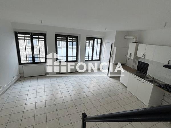 Location Appartement 3 pièces 57.9 m² - 13 RUE PIERRE ET MARIE CURIE Saint Etienne 42000