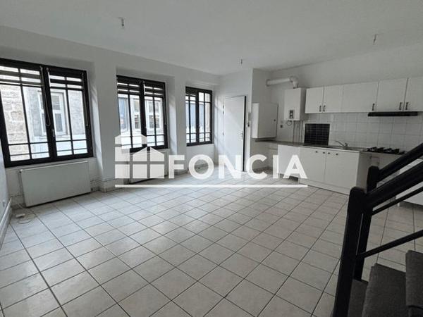Location Appartement 3 pièces 57.9 m² - 13 RUE PIERRE ET MARIE CURIE Saint Etienne 42000