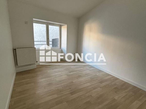 Location Appartement 3 pièces 57.9 m² - 13 RUE PIERRE ET MARIE CURIE Saint Etienne 42000