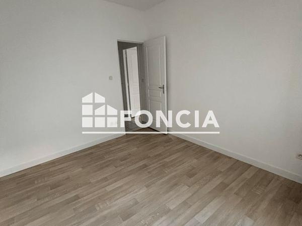 Location Appartement 3 pièces 57.9 m² - 13 RUE PIERRE ET MARIE CURIE Saint Etienne 42000