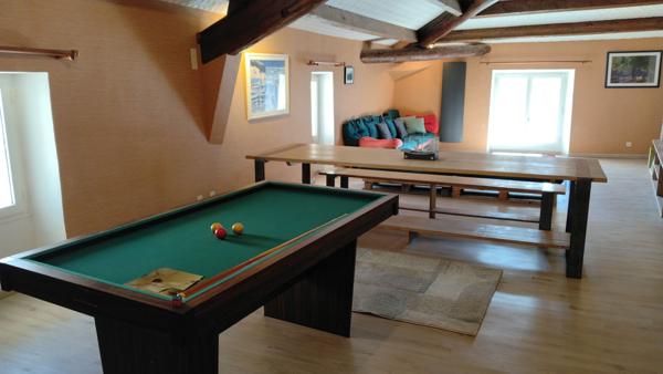 Maison Meyrargues 304.47 m2