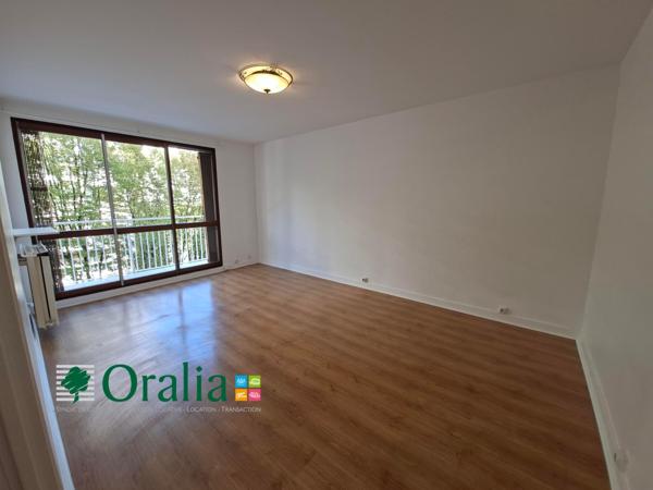 Appartement · Location Paris (75015) 3 pièces · 74m²