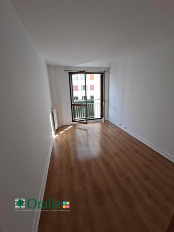 Appartement · Location Paris (75015) 3 pièces · 74m²