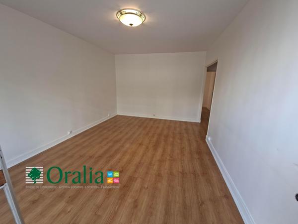 Appartement · Location Paris (75015) 3 pièces · 74m²