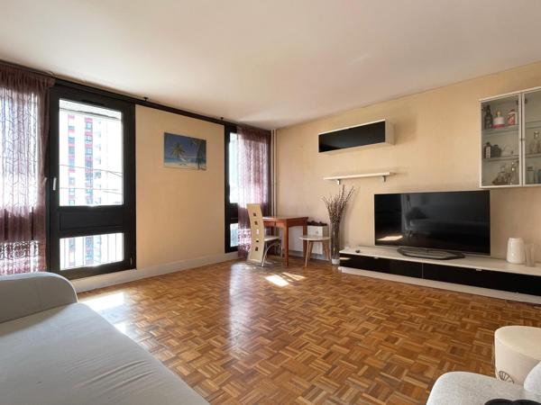 Appartement familial au bord du lac de Créteil
