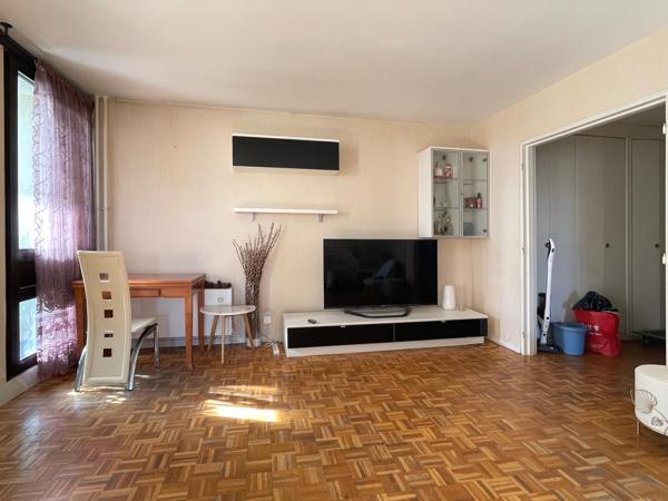 Appartement familial au bord du lac de Créteil