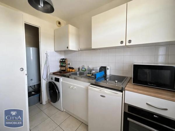 Appartement à louer 2 pièces 47.34m² Saint-Aubin-lès-Elbeuf (76410)