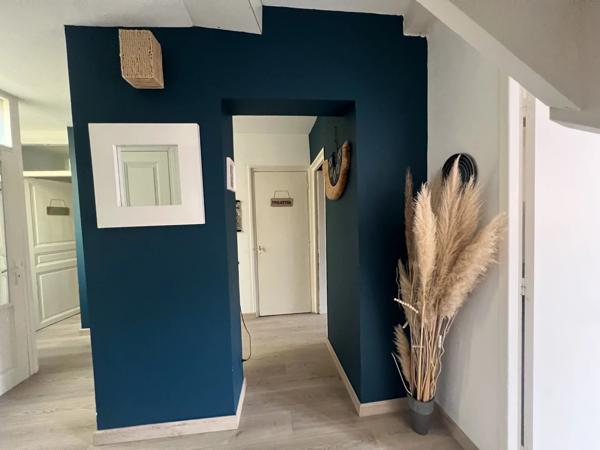 Vente                                                      Immeuble
                        
                     21 pièces                      375 m2                     à Perpignan