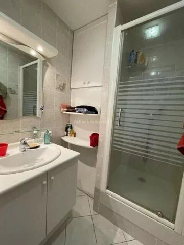 Location                                                      Appartement
                        
                     2 pièces                      31 m2                     à Martigues