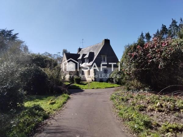 Maison familiale sur 5 500 m² arborés
