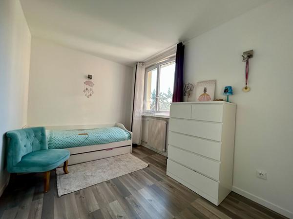 Appartement Carrieres Sous Poissy 5 pièce(s) 89 m2 244 000 € **  - Référence  8998