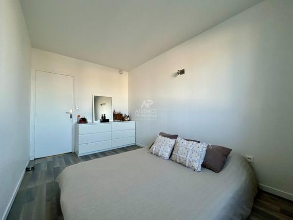 Appartement Carrieres Sous Poissy 5 pièce(s) 89 m2 244 000 € **  - Référence  8998