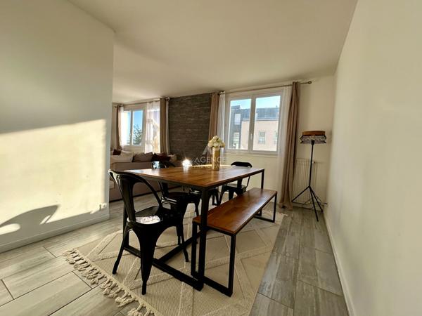Appartement Carrieres Sous Poissy 5 pièce(s) 89 m2 244 000 € **  - Référence  8998