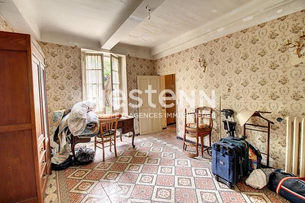 A VENDRE en EXCLUSIVITE à DRAGUIGNAN - Maison 10 pièces 202 m² sur un terrain de 1585 m²