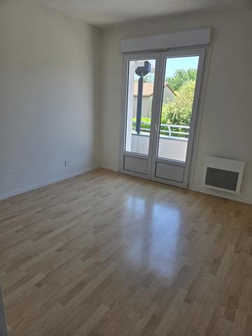 Appartement T5 avec terrasse et jardinet SAINT ORENS DE GAMEVILLE (31)