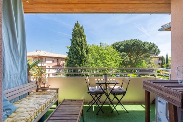 T3, 2 chambres, terrasse, climatisation, 2 places de parking