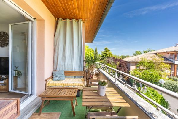 T3, 2 chambres, terrasse, climatisation, 2 places de parking