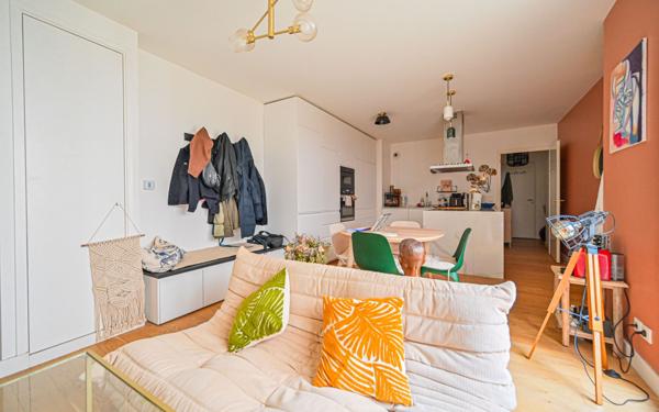 Appartement à vendre    3 pièces • 63,79 m2 Clichy