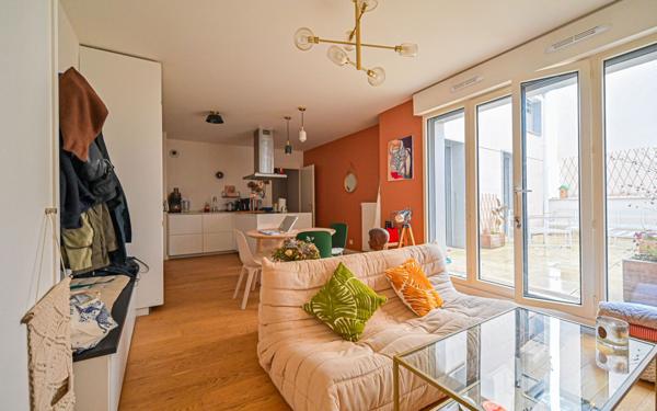 Appartement à vendre    3 pièces • 63,79 m2 Clichy