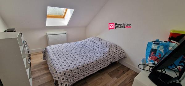 Maison  310 m² - 11 pièces dont 9 chambres - terrain 2561m² Noyers Sur Cher