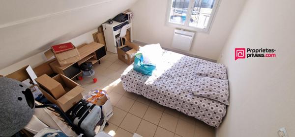 Maison  310 m² - 11 pièces dont 9 chambres - terrain 2561m² Noyers Sur Cher