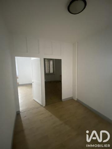 Location appartement 4 pièces 80 m² Saint-Cyr