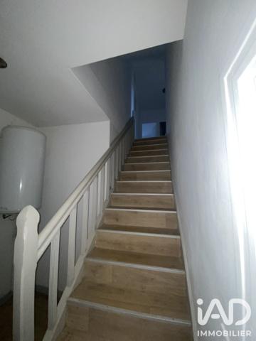 Location appartement 4 pièces 80 m² Saint-Cyr