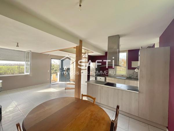 Maison des années 50 , 88m2-Charme, potentiel et authenticité à révéler