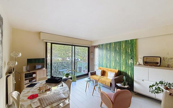 Appartement à vendre    2 pièces • 42,30 m2 Le Cannet