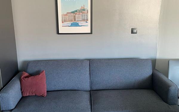 Appartement à louer    3 pièces • 74,99 m2 Marseille 9