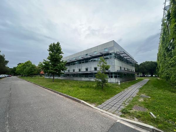 Bureaux à VENDRE