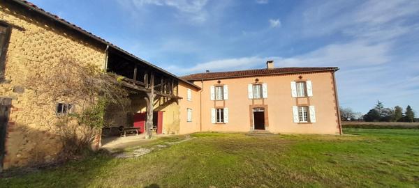 Ancien ferme avec vue imprenable sur les Pyrénées